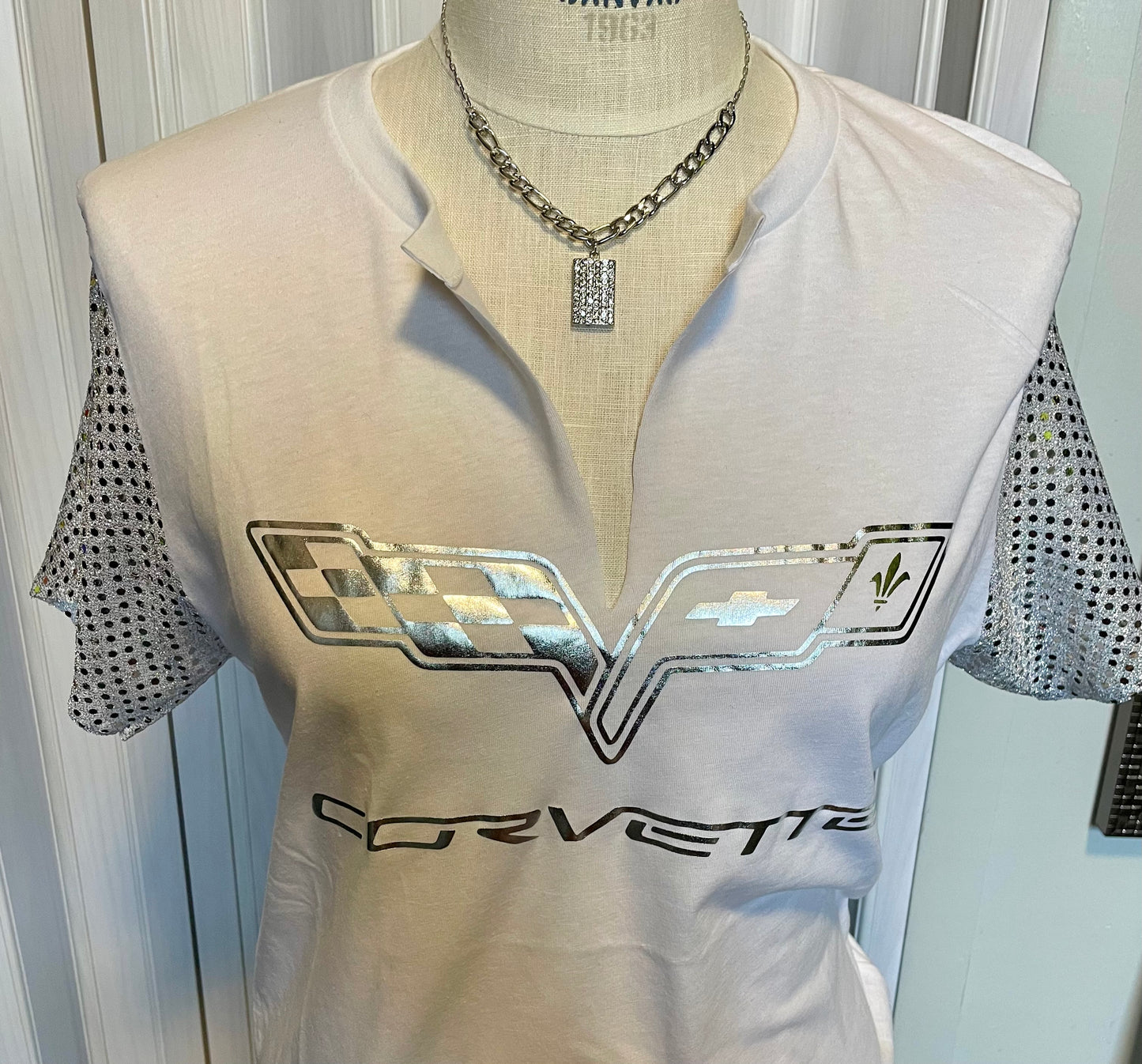 Ladies Corvette White w/ Silver